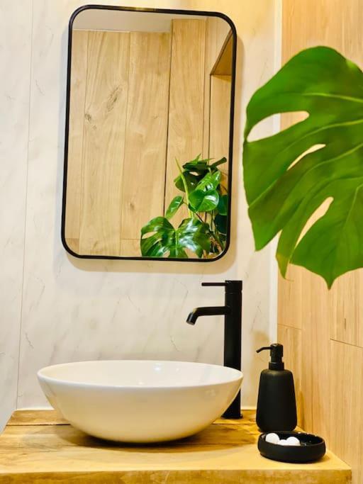 The Barefoot Bungalow In Picturesque Prestatyn Ngoại thất bức ảnh
